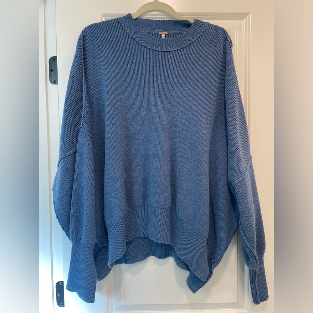 Free People Sweater in blue
